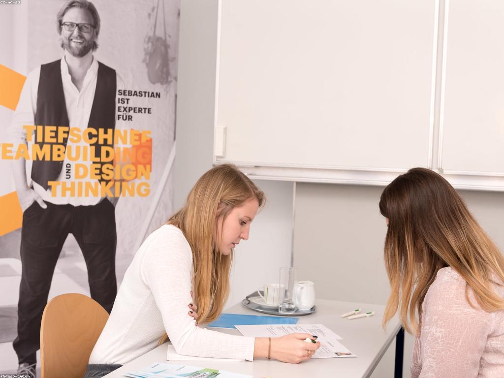 មគ្គុទេសក៍សម្រាប់អ្នកថ្មីក្នុងការងារ